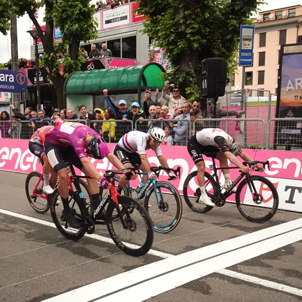 13-Tudor-Brand-Giro-Italia-2026